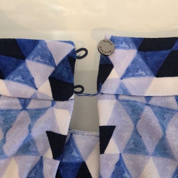 Vince Camuto Blue and White Geometric Dress - Picture 13 of 13